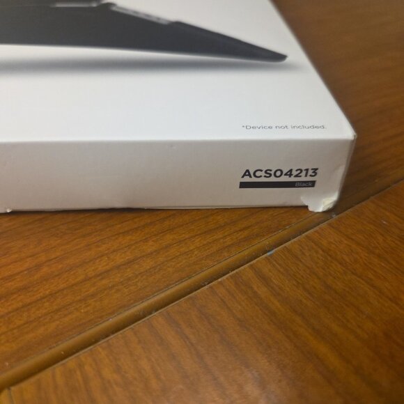 Spigen Apple MacBook Pro 2021/23 M1 M2 Urban Fit‎ Case Slim Cover ACS04213 - Picture 3 of 4